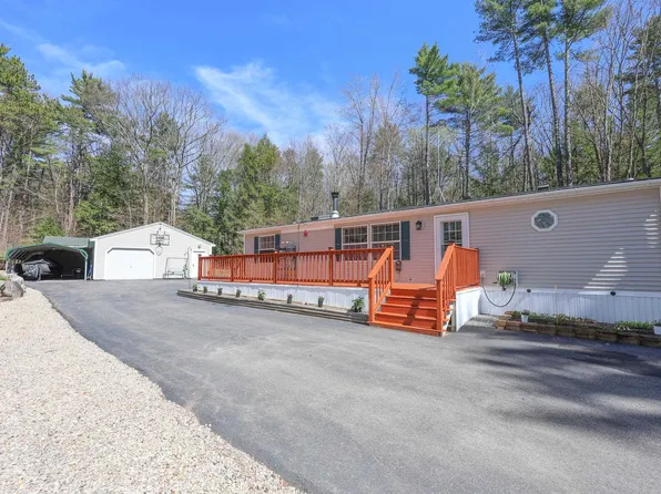 2435 Weare Road, Henniker, NH 03242