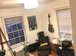 1441 W Albion Ave APT 1A, Chicago, IL 60626