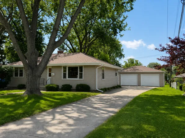 1136 Gertsam Dr, Bradley, IL 60915