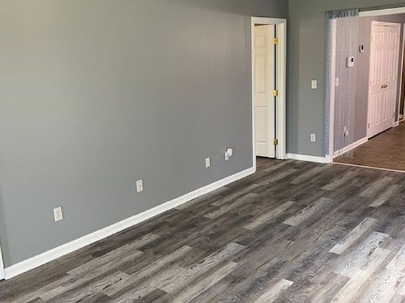 3rd image of 9751 Moonlight Dr