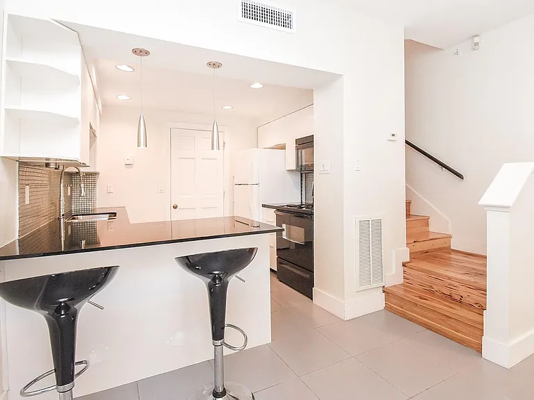 1829 Augusta Dr #31 — Photo 8