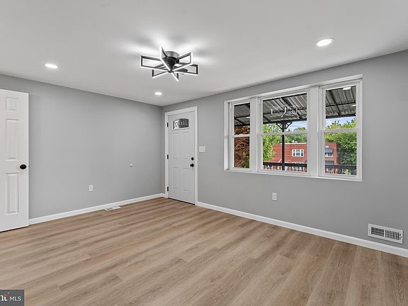 5th image of 2507 Riggs Ave