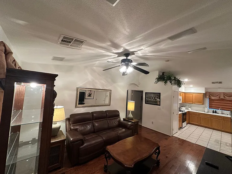 2805 Beacon Rock Dr — Photo 9