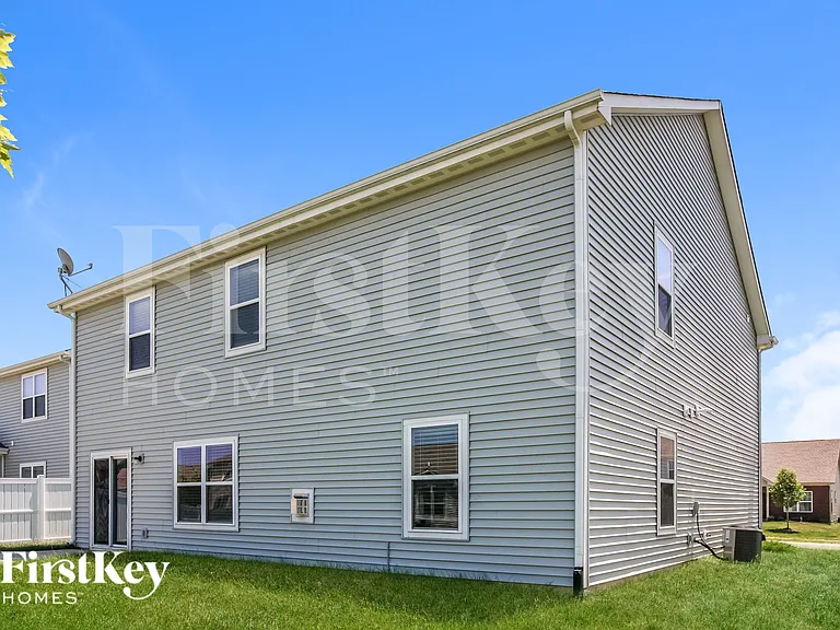 958 Adena Ln — Photo 17