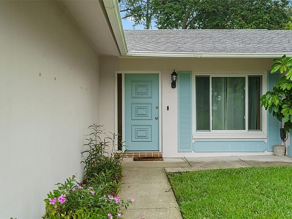 2nd image of 10514 Salamanca Dr