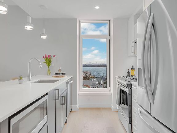 3rd image of 133 Beach 116 St #6G