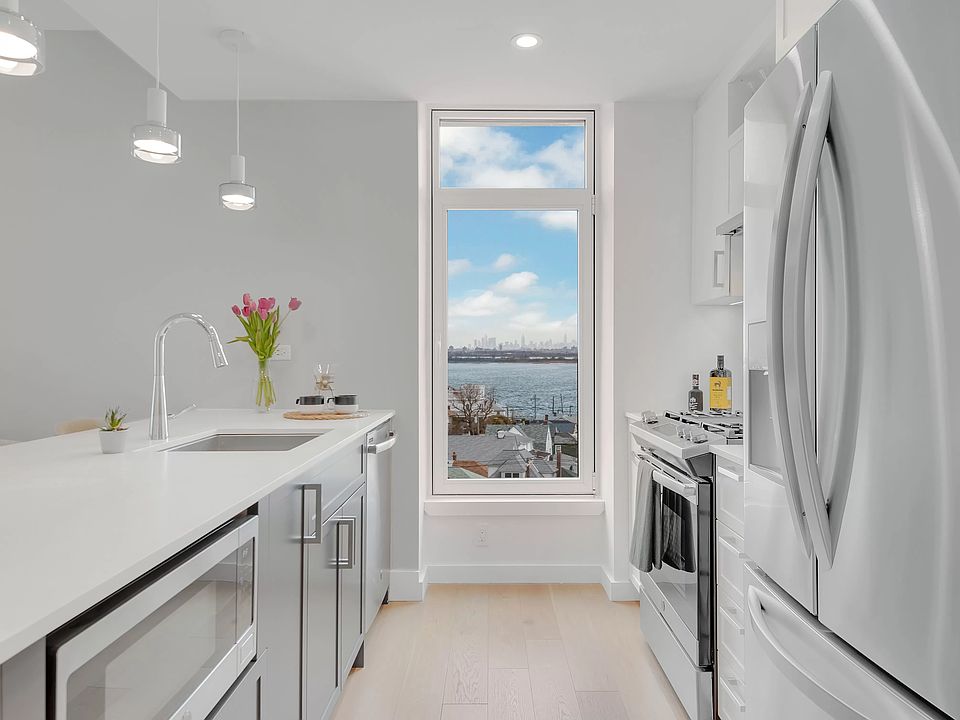 1st image of 133 Beach 116 St #3G