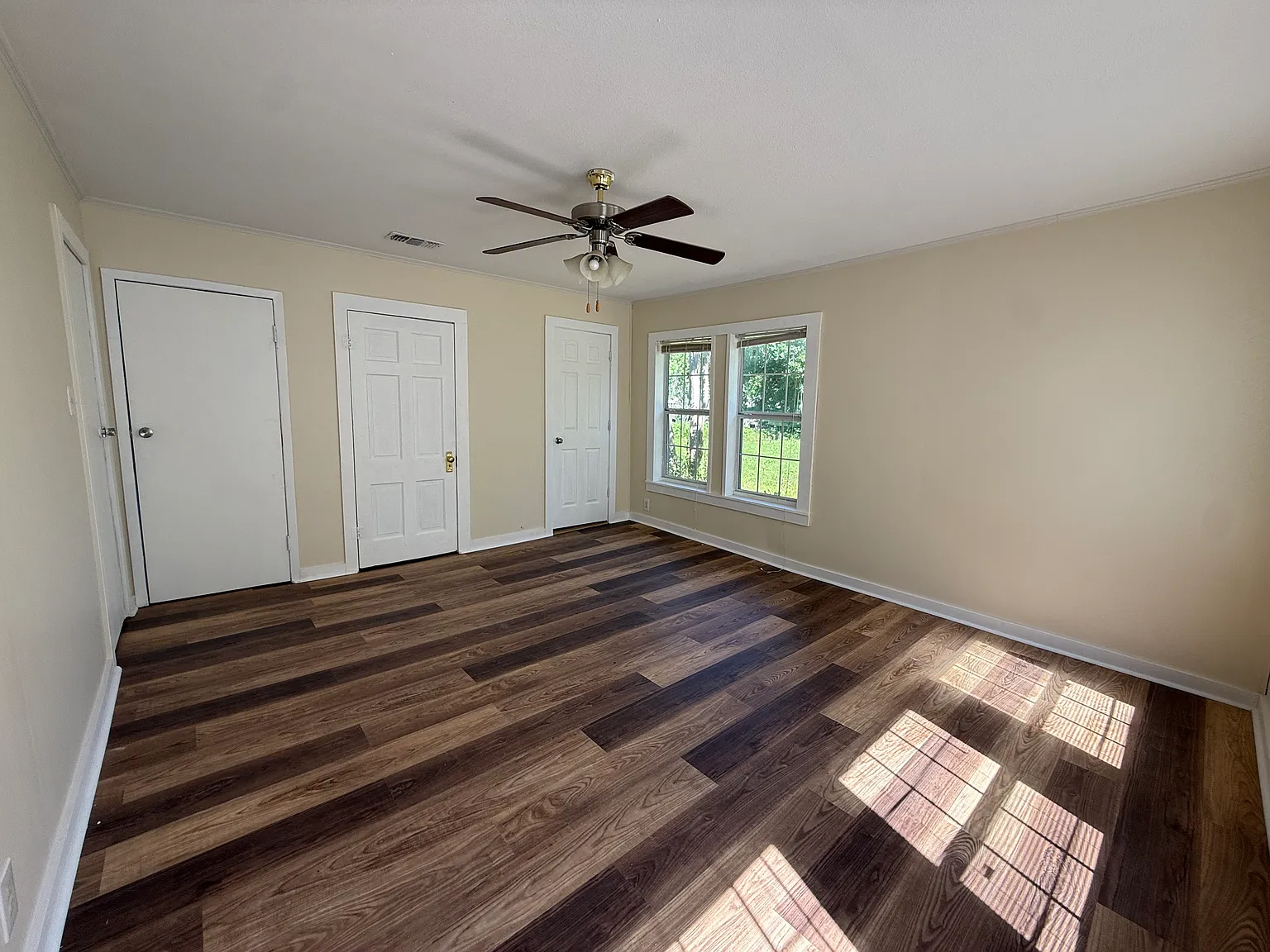 3 bed, 1598 sqft, $1,490 — Photo 4