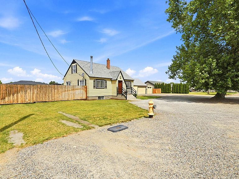 Listing photo 5