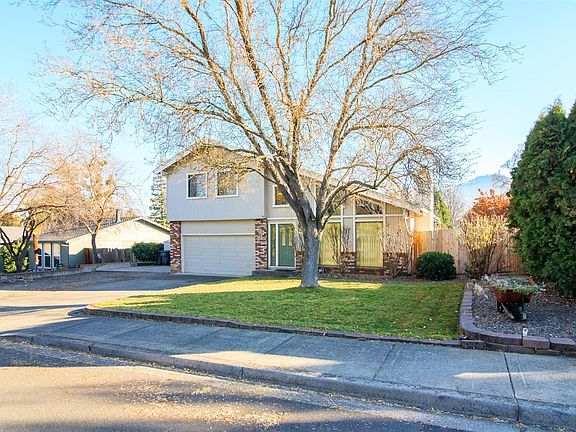 3rd image of 2678 Hawaiian Ave