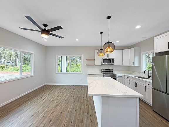 4th image of 11-3113 Mokuna St
