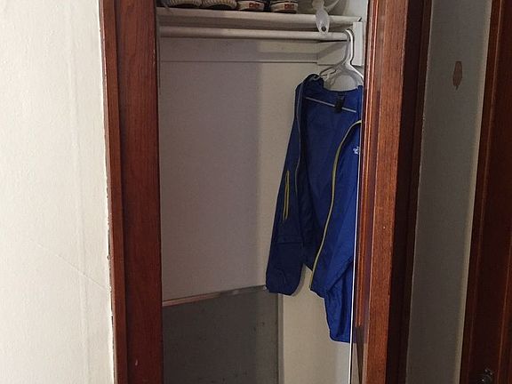 5th image of 2507 Nicollet Ave APT 11