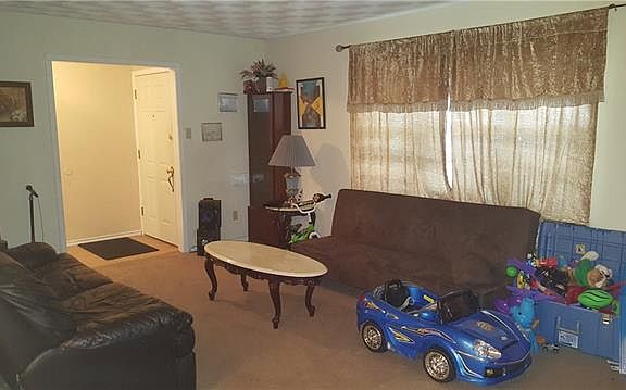 2nd image of 1632 Heather Glen Dr