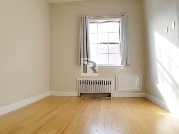 4th image of 16 Park St #1RR