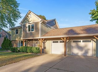 8469 Hyde Ave S, Cottage Grove, MN 55016