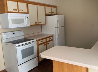 9434 Valley Forge Ln N, Maple Grove, MN 55369