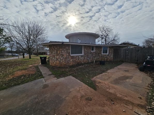 1101 N 6th Ave, Purcell, OK 73080