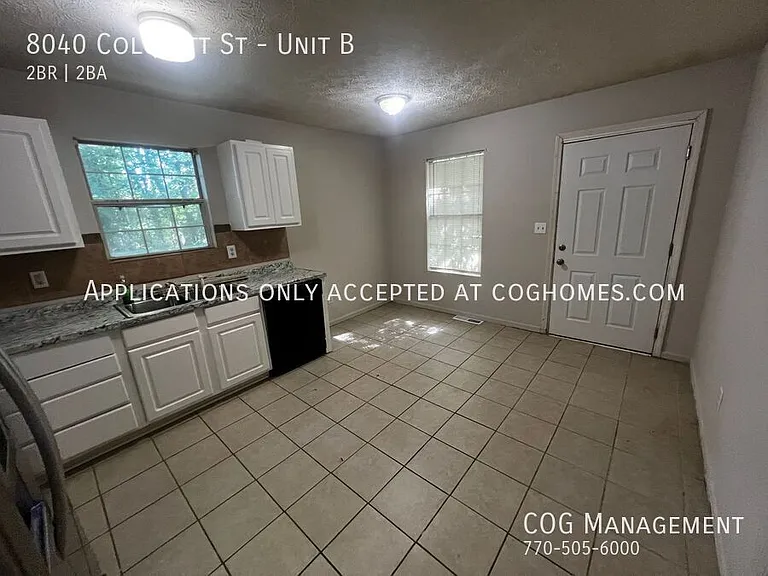 8040 Colquitt St #B — Photo 4