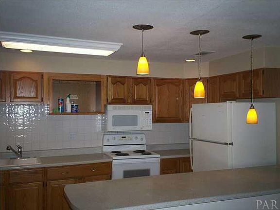 3rd image of 1023 N 48th Ave