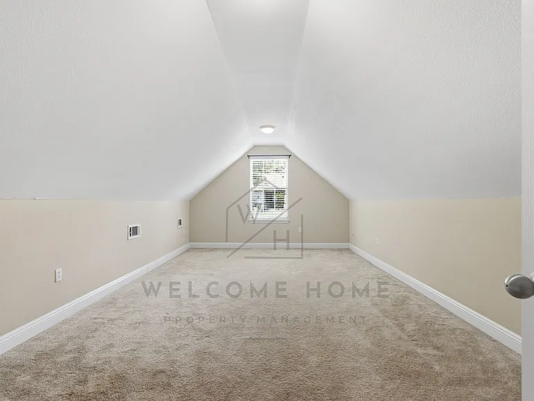 734 Lime Ln — Photo 7