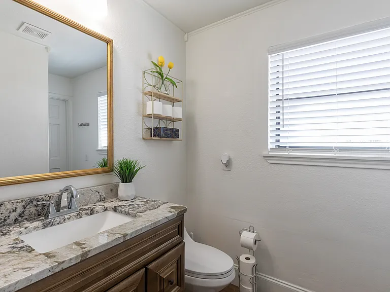 8073 Bonnie Cir — Photo 33