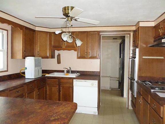 4th image of 1812 E Irvington Ave