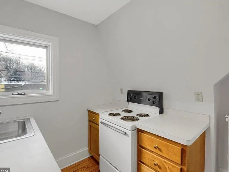 3110 4th St SE #2 — Photo 7
