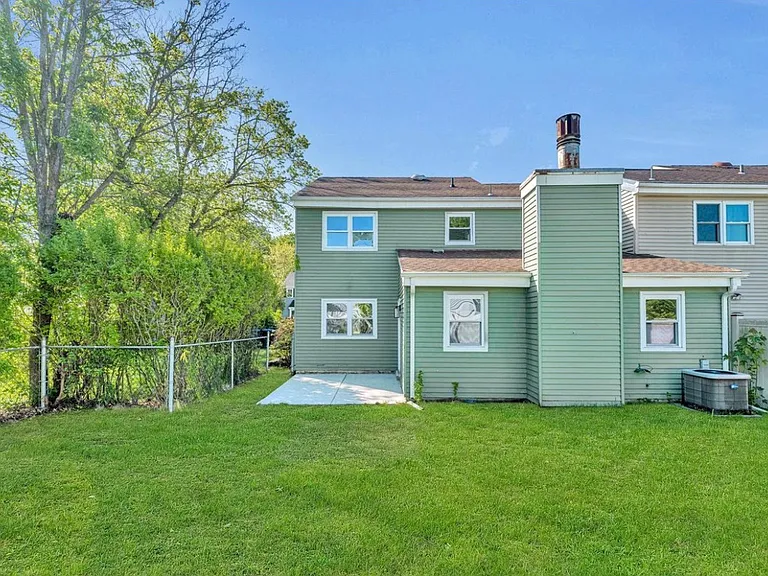 101 Malvern Ct — Photo 5