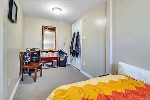 2nd image of 216 Rhode Island St #3