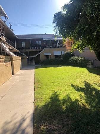 1st image of 726 E Orange Grove Ave #D