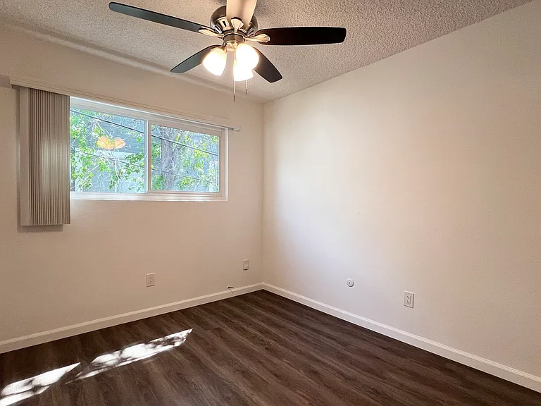 4119 Carol Dr #6 — Photo 15