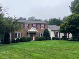 1388 Park Lake Dr, Reston, VA 20190
