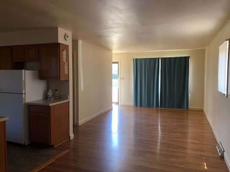 1st image of 3012 Ellen Ave