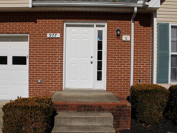 2nd image of 977 Roedeer Dr
