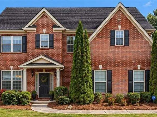121 Tuscany Ct, McDonough, GA 30252