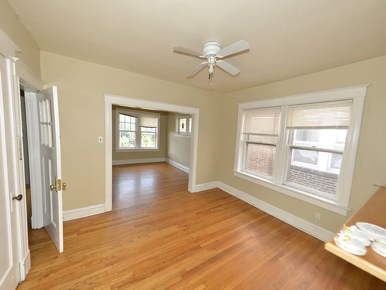 2112 Portis Aveapt #A — Photo 7