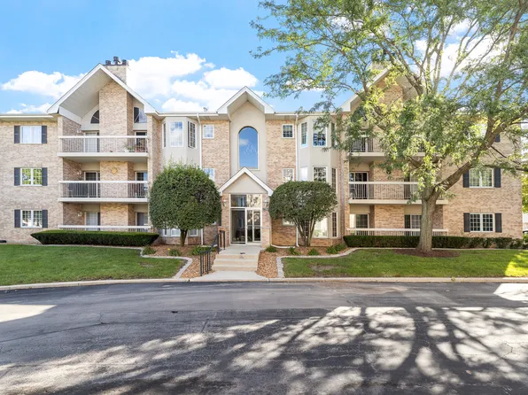 7783 Bristol Park Dr #1, Tinley Park, IL 60477