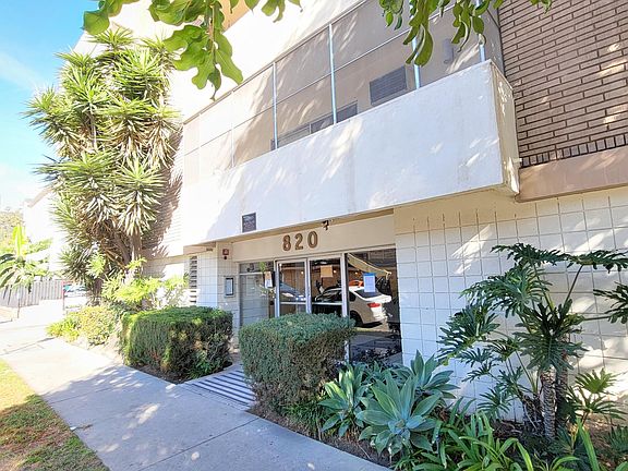 2nd image of 818 S Kingsley Dr #209