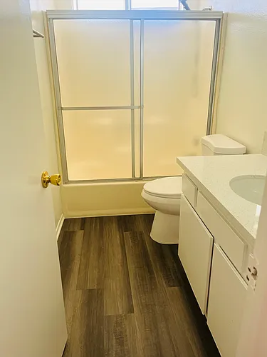 Floor plan Upstairs unit