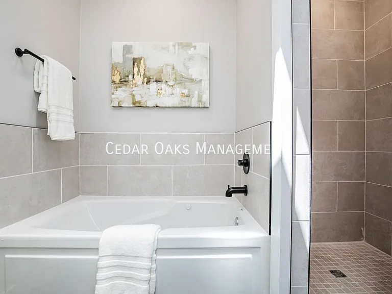 118 E Mountain St #118 — Photo 49