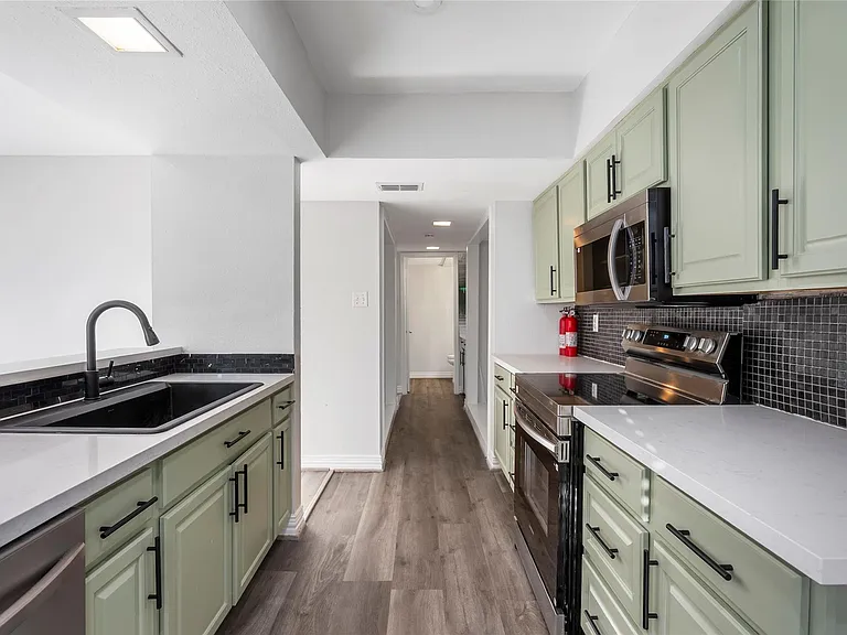 781 Country Place Dr #2016 — Photo 13