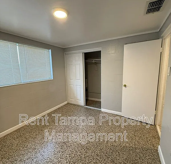 314 7th Ave NE #4 — Photo 7
