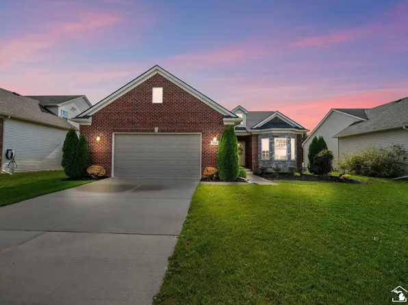 656 Elk Ridge Dr, Dundee, MI 48131