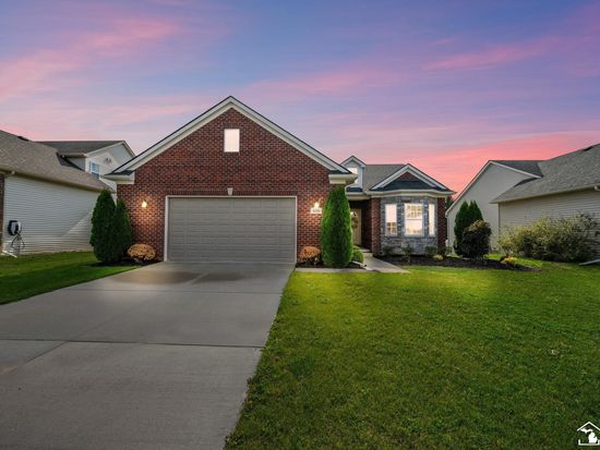656 Elk Ridge Dr, Dundee, MI 48131