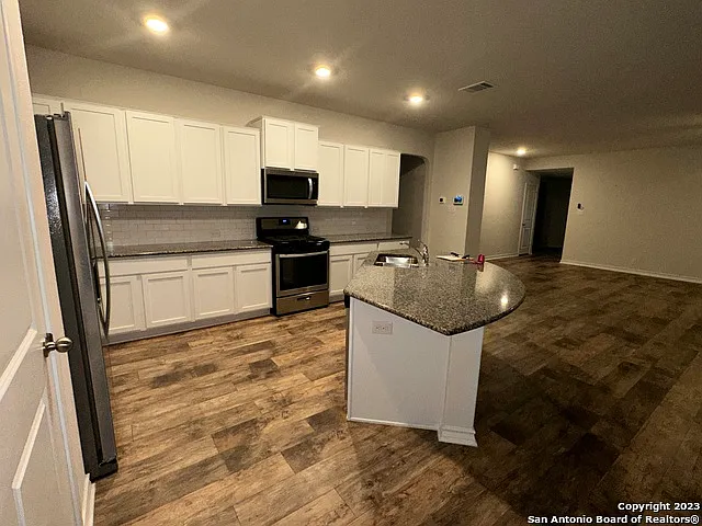 Building Photo - 13310 Whisper Bnd