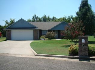 105 E Dora Ln, Poteau, OK 74953