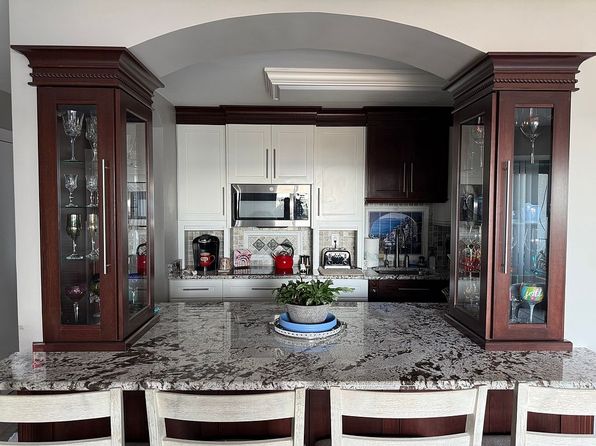 3558 Shore Dr APT 507