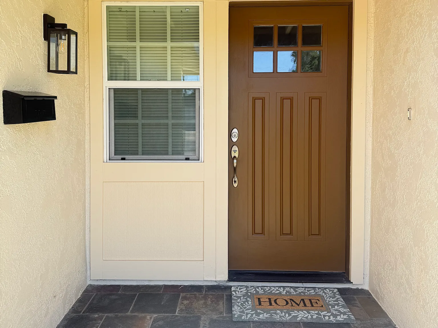 4 bed, 1246 sqft, $4,400 — Photo 4