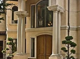 1465 Evergreen Point Rd, Medina, WA 98039