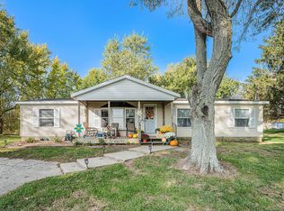 33282 44th St, Bangor, MI 49013